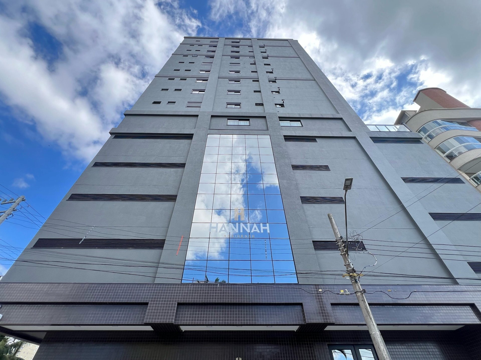 Apartamento 3 suítes no Hannah — Meia Praia, Itapema SC