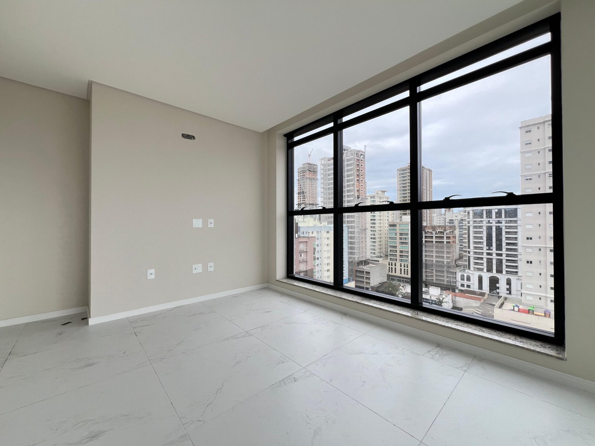 Apartamento 3 suítes no Ilha de Creta — foto 3