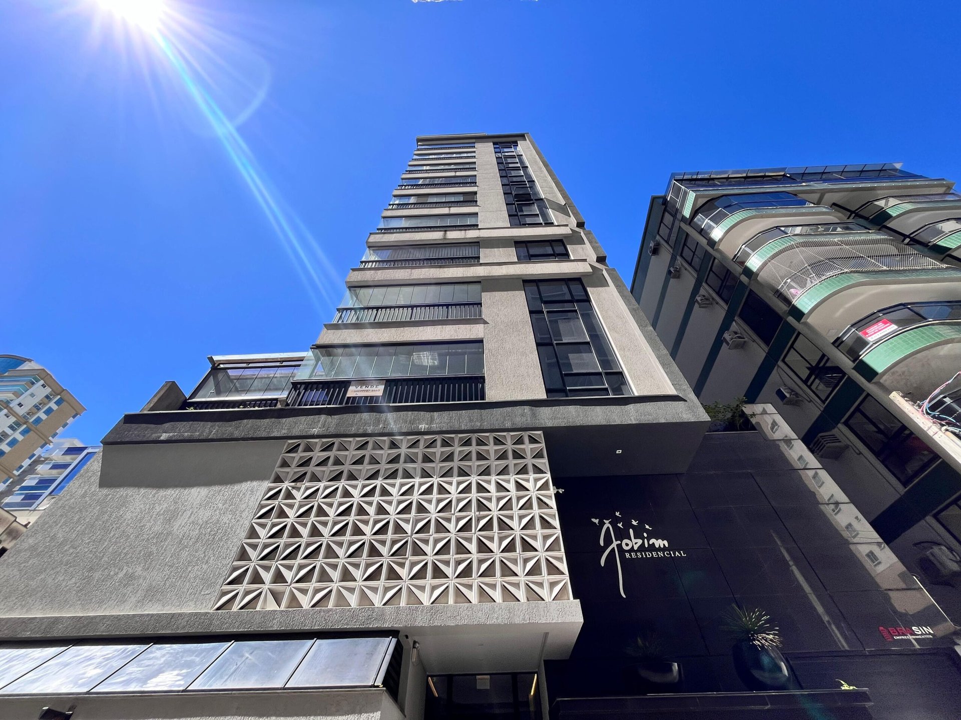 Apartamento 3 suítes no Jobim — Meia Praia, Itapema SC