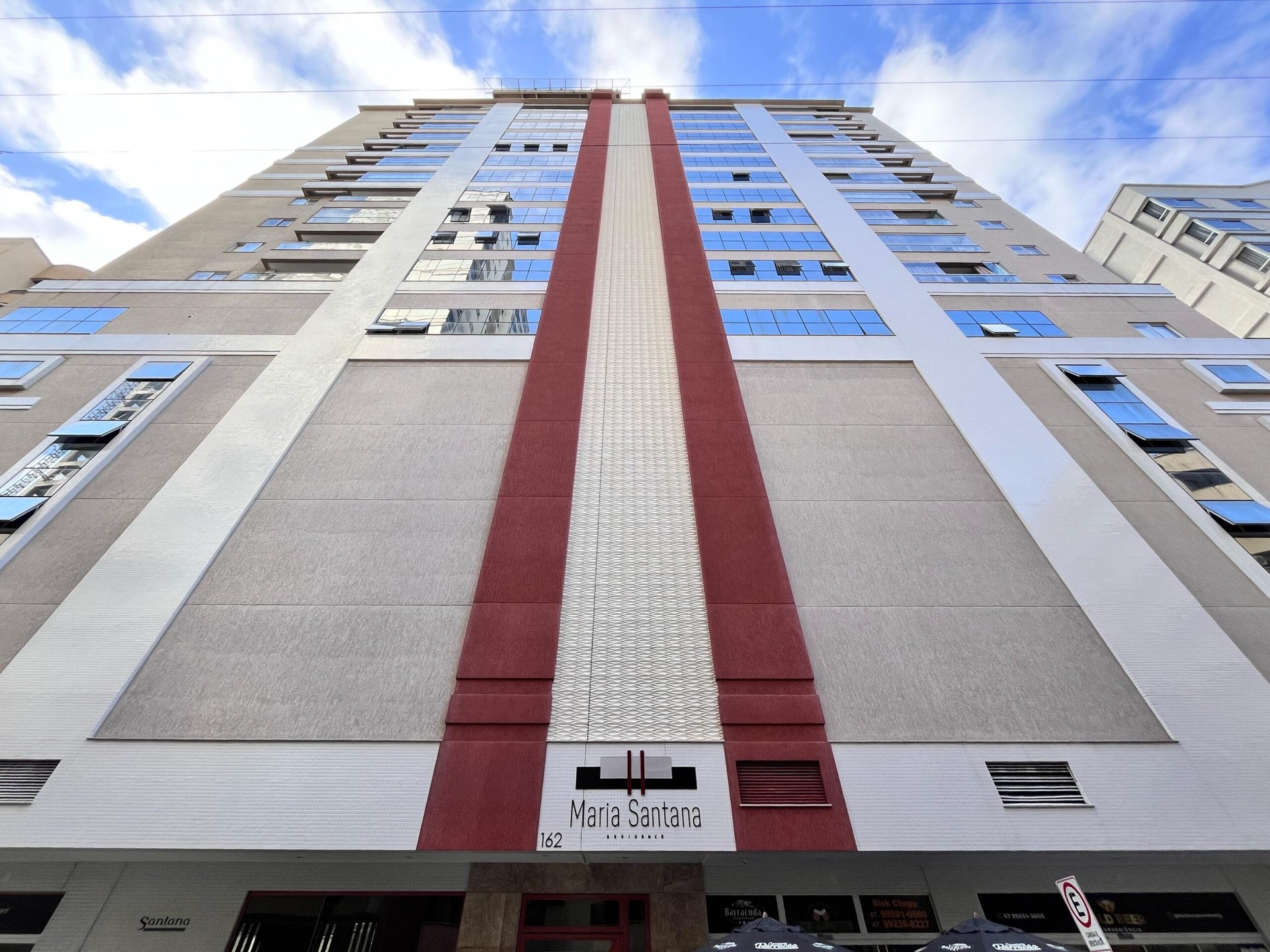 Apartamento 3 suítes no Maria Santana — Meia Praia, Itapema SC