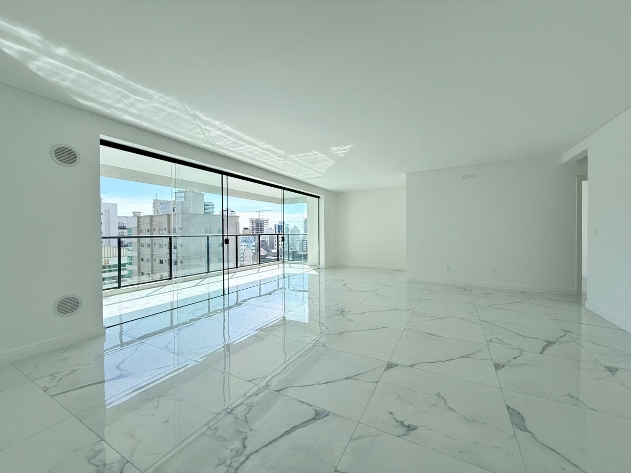 Apartamento 3 suítes no Montreal Towers — foto 3