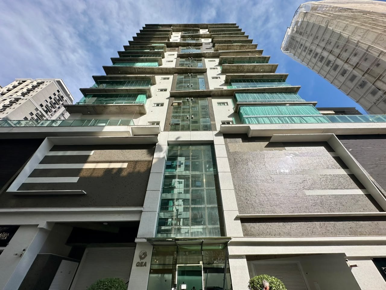 Apartamento 3 suítes no Saint Michel — Outros, Itapema SC