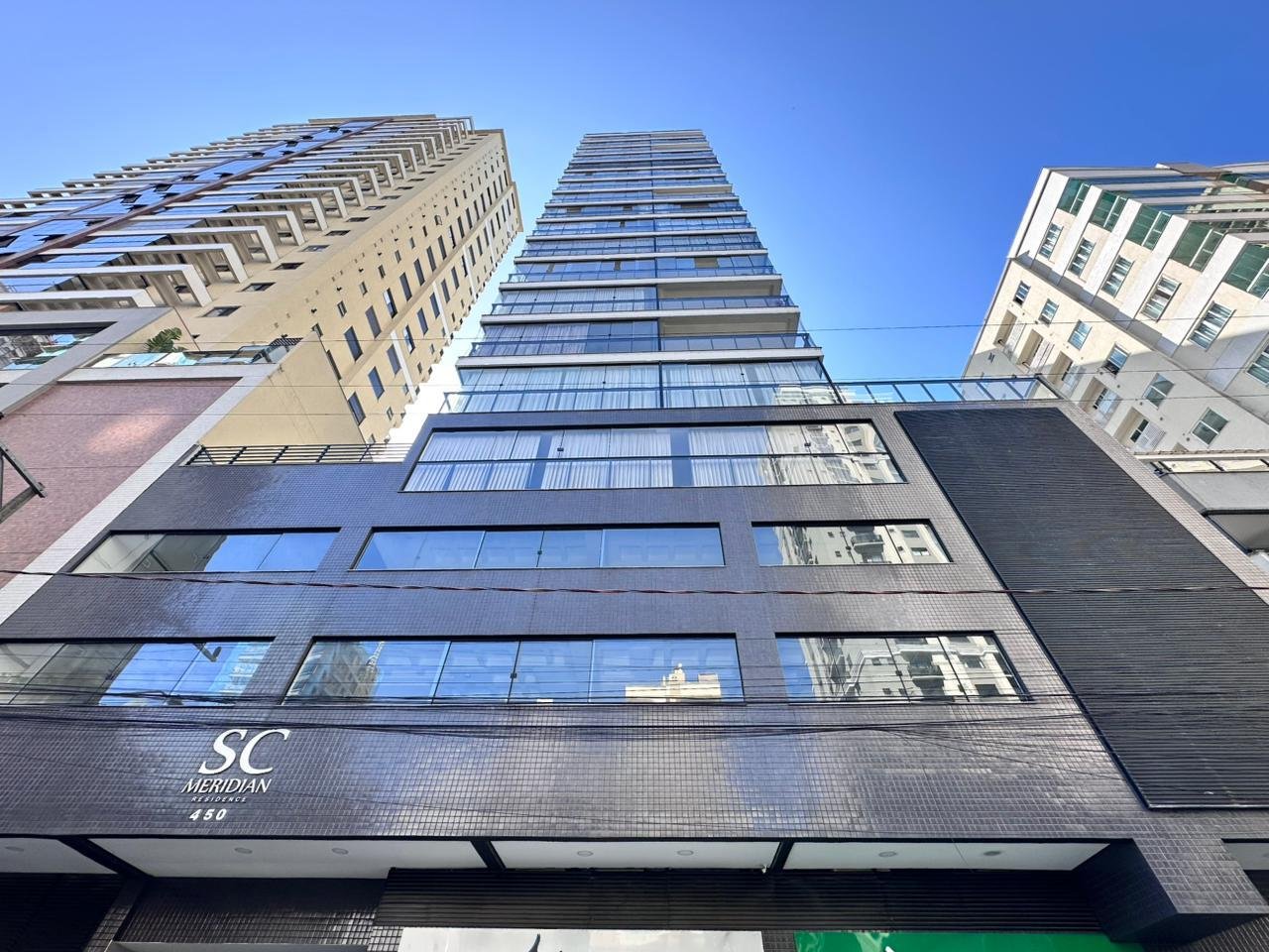 Apartamento 3 suítes no Sc Meridian — Meia Praia, Itapema SC