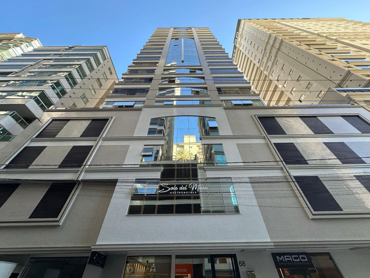Apartamento 3 suítes no Sole Del Mare — Meia Praia, Itapema SC