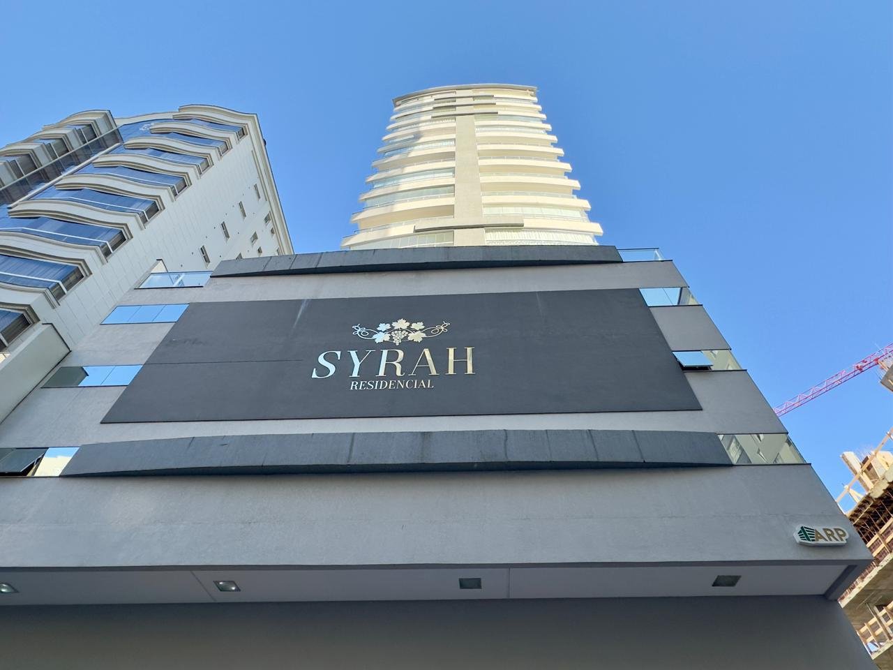 Apartamento 3 suítes no Syrah — Meia Praia, Itapema SC