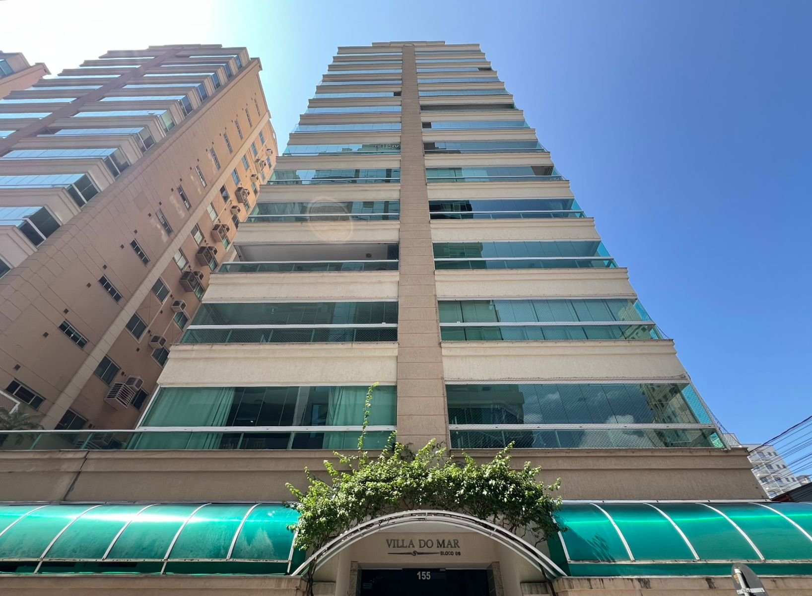 Apartamento 3 suítes no Villa do Mar — Meia Praia, Itapema SC