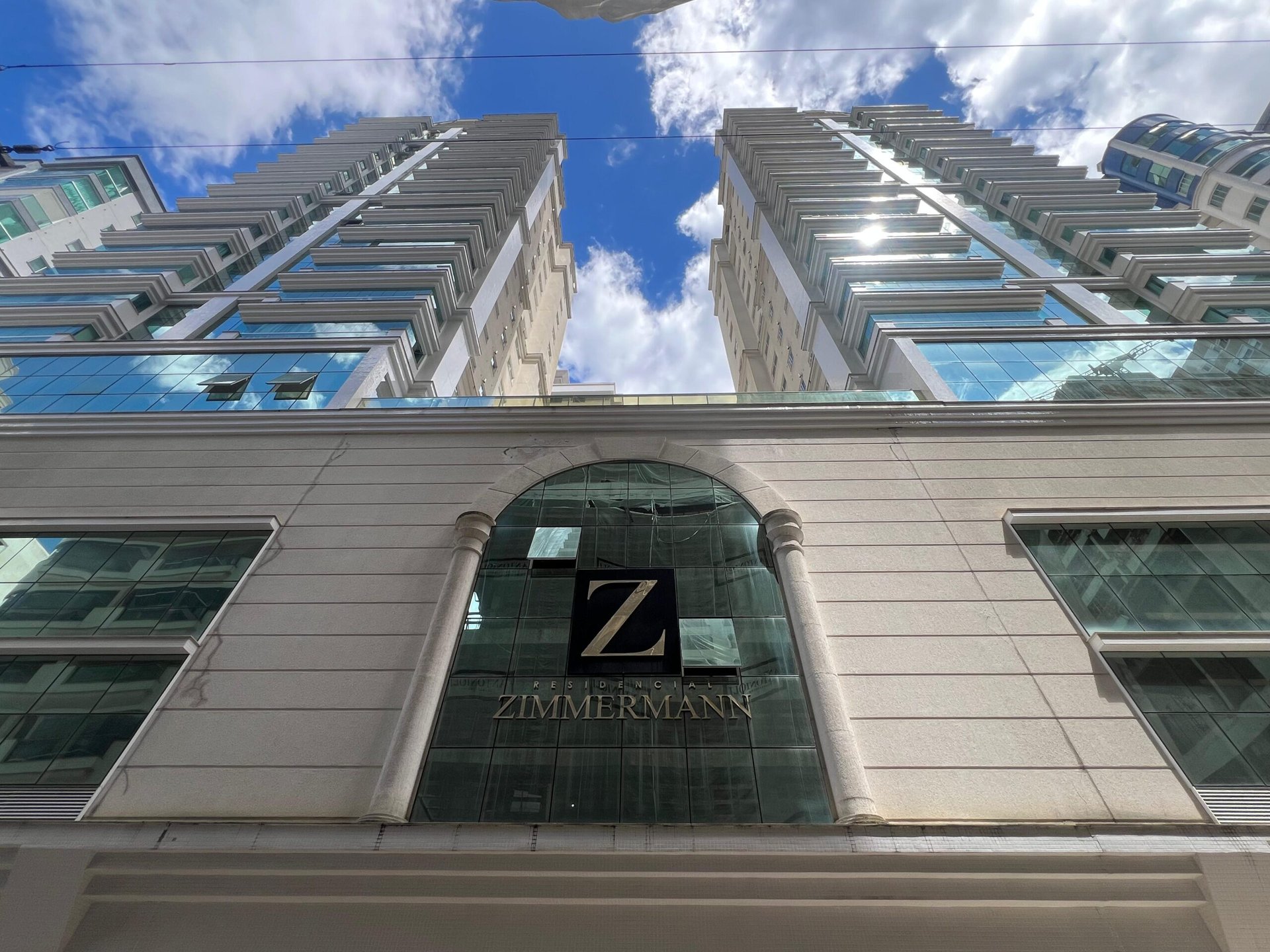 Apartamento 3 suítes no Zimmermann — Meia Praia, Itapema SC