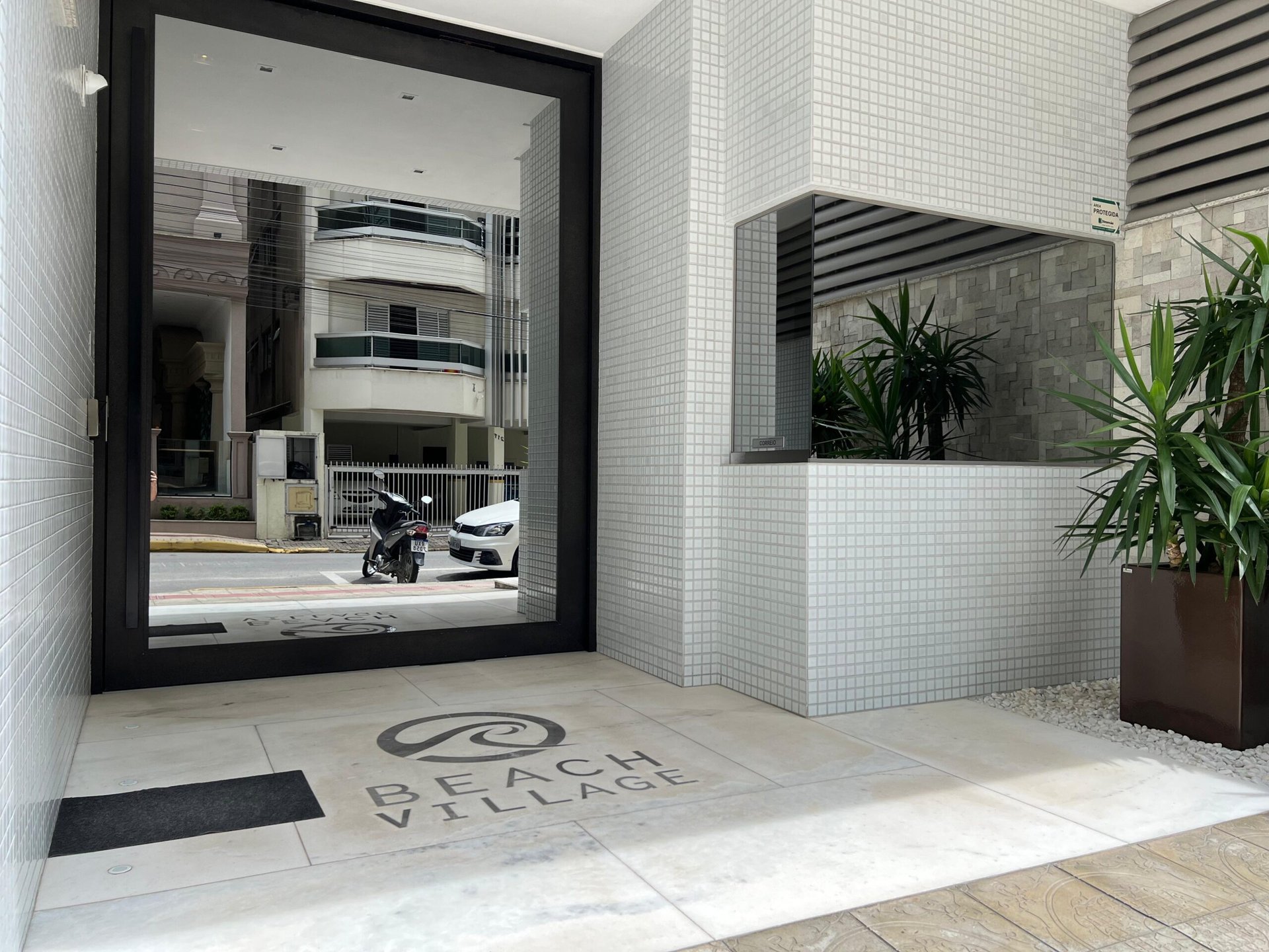 Apartamento 4 suítes no Beach Village — foto 2