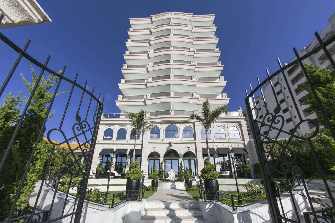 Apartamento 4 suítes no Belvedere — Centro, Itapema SC