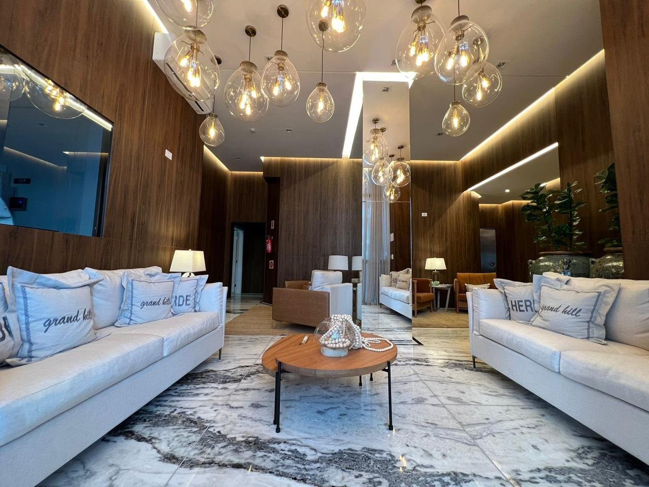 Apartamento 4 suítes no Grand Hill Tower — foto 4