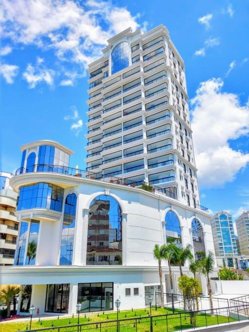 Apartamento 4 suítes no Infinity Club — Centro, Itapema SC