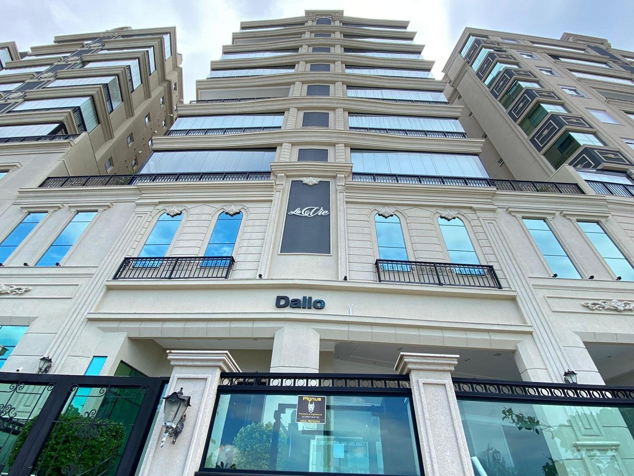 Apartamento 4 suítes no La Vie — Meia Praia, Itapema SC