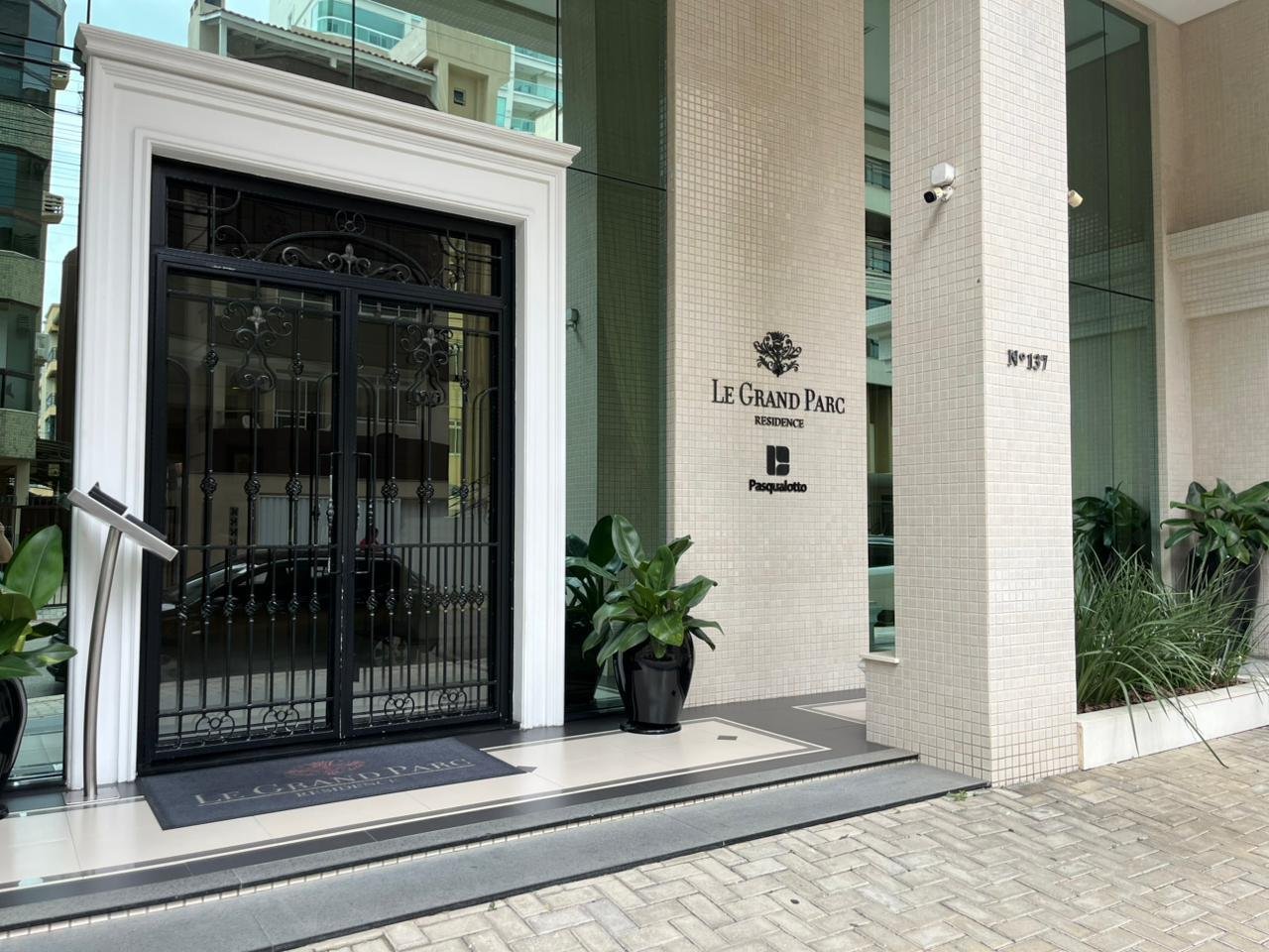 Apartamento 4 suítes no Le Grand Parc — foto 5
