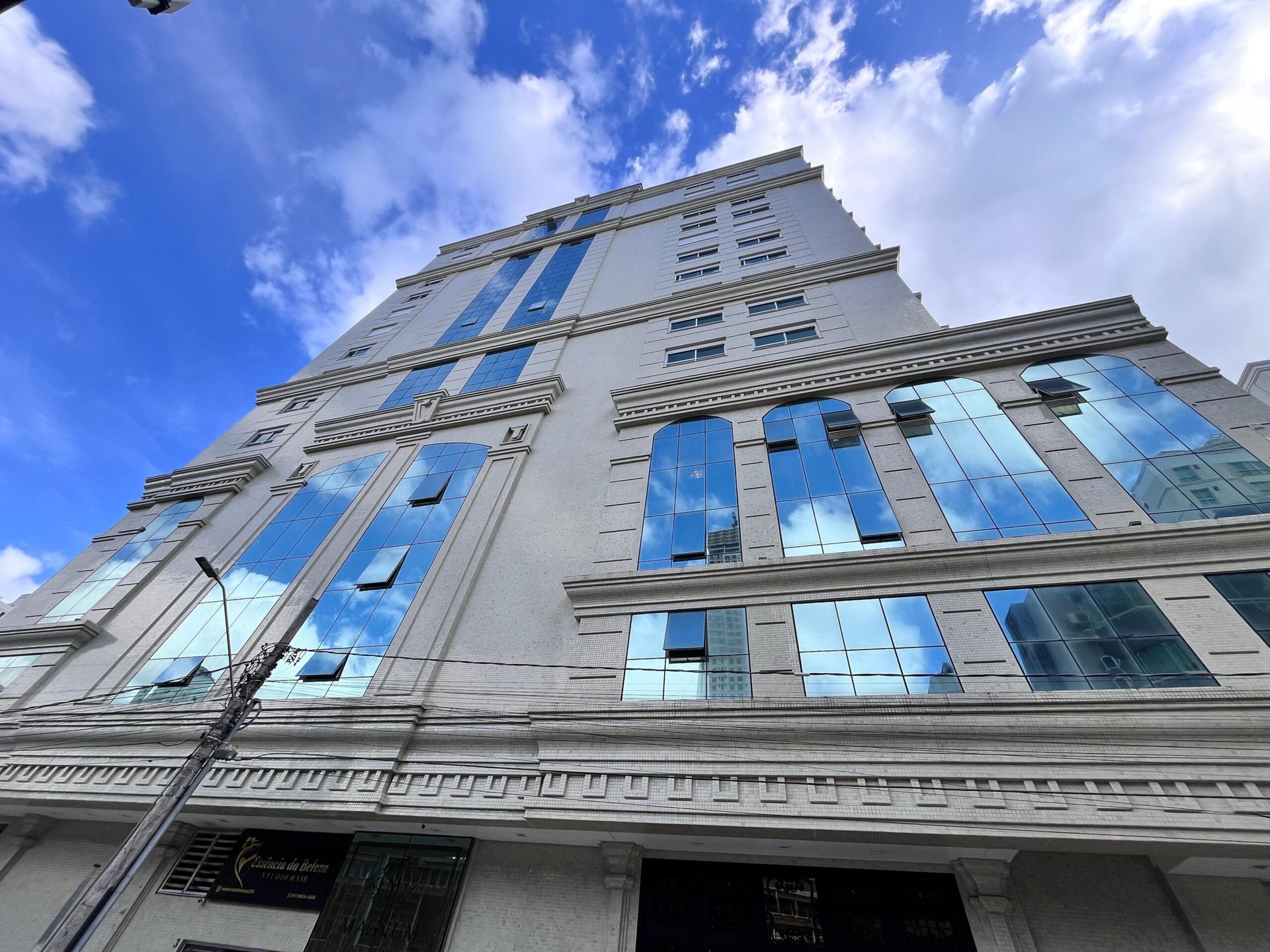 Apartamento 4 suítes no Magnum Cna Home — Meia Praia, Itapema SC