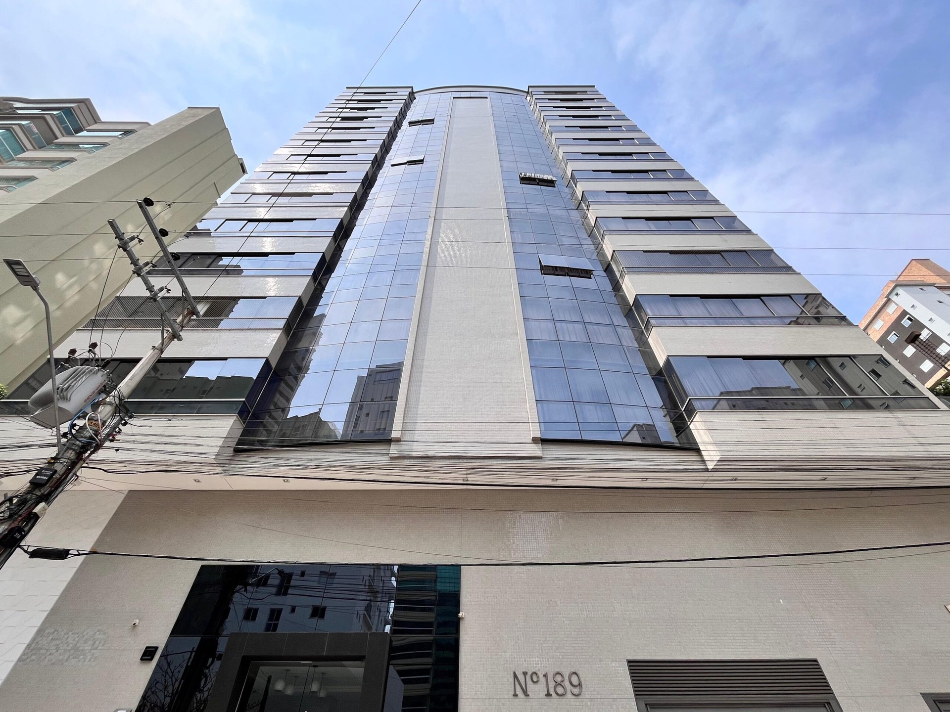 Apartamento 4 suítes no Milano — Meia Praia, Itapema SC