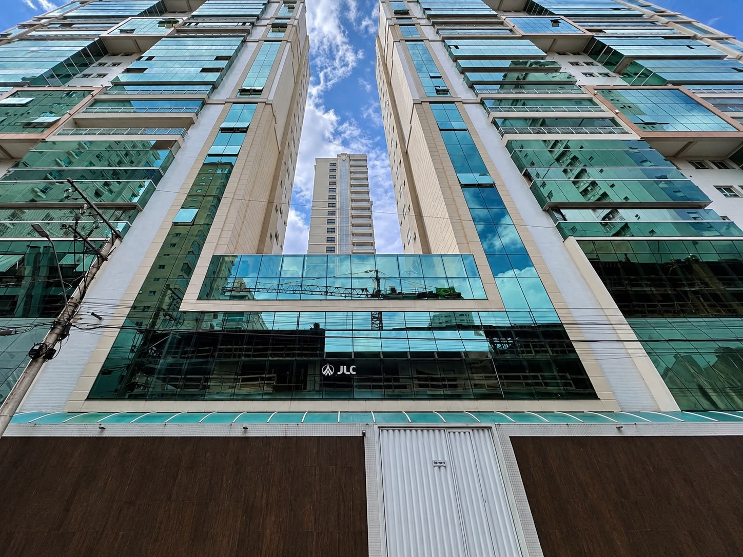 Apartamento 4 suítes no Mount Sinai — Meia Praia, Itapema SC