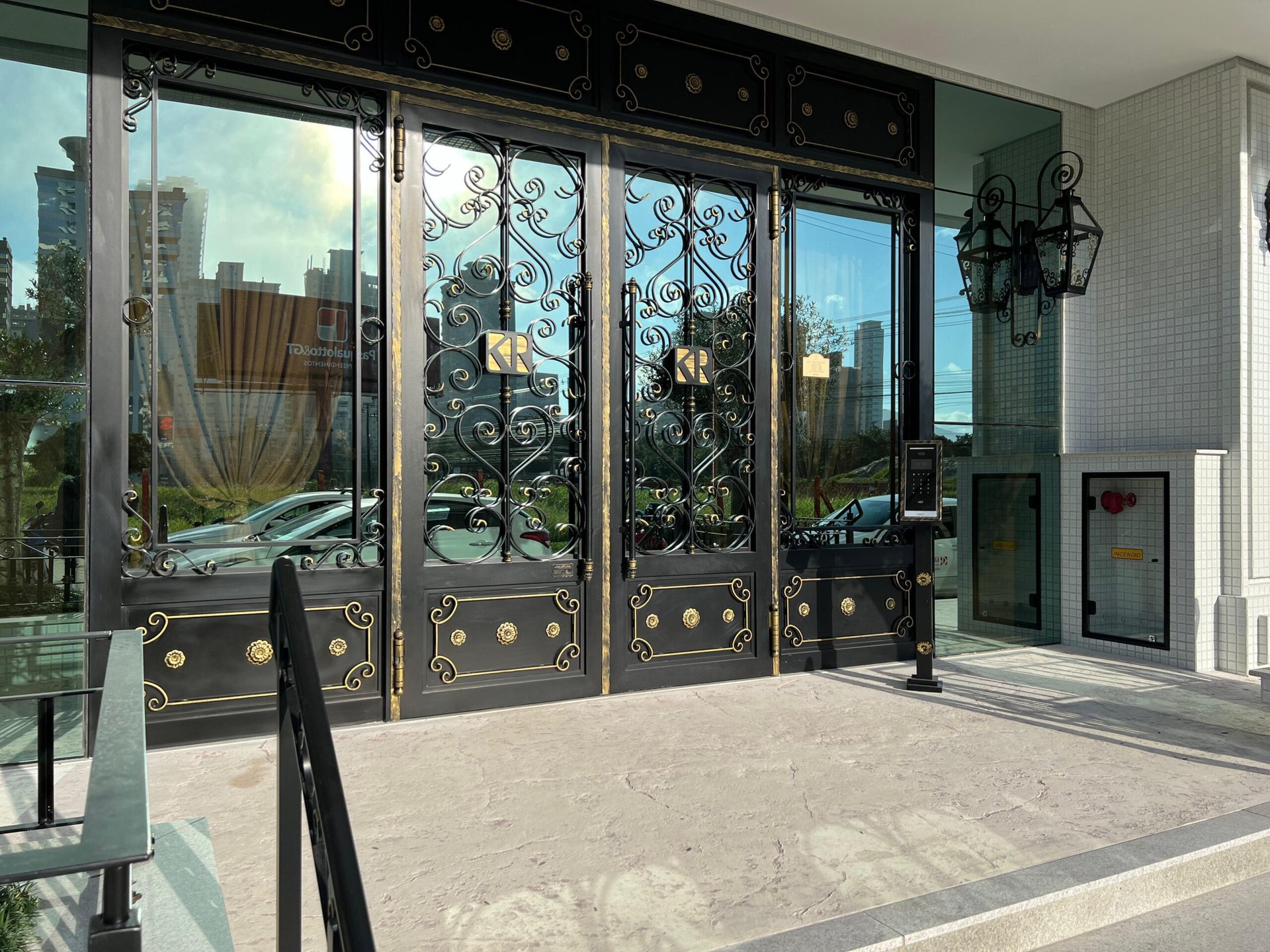 Apartamento 4 suítes no Paramount Tower — foto 2
