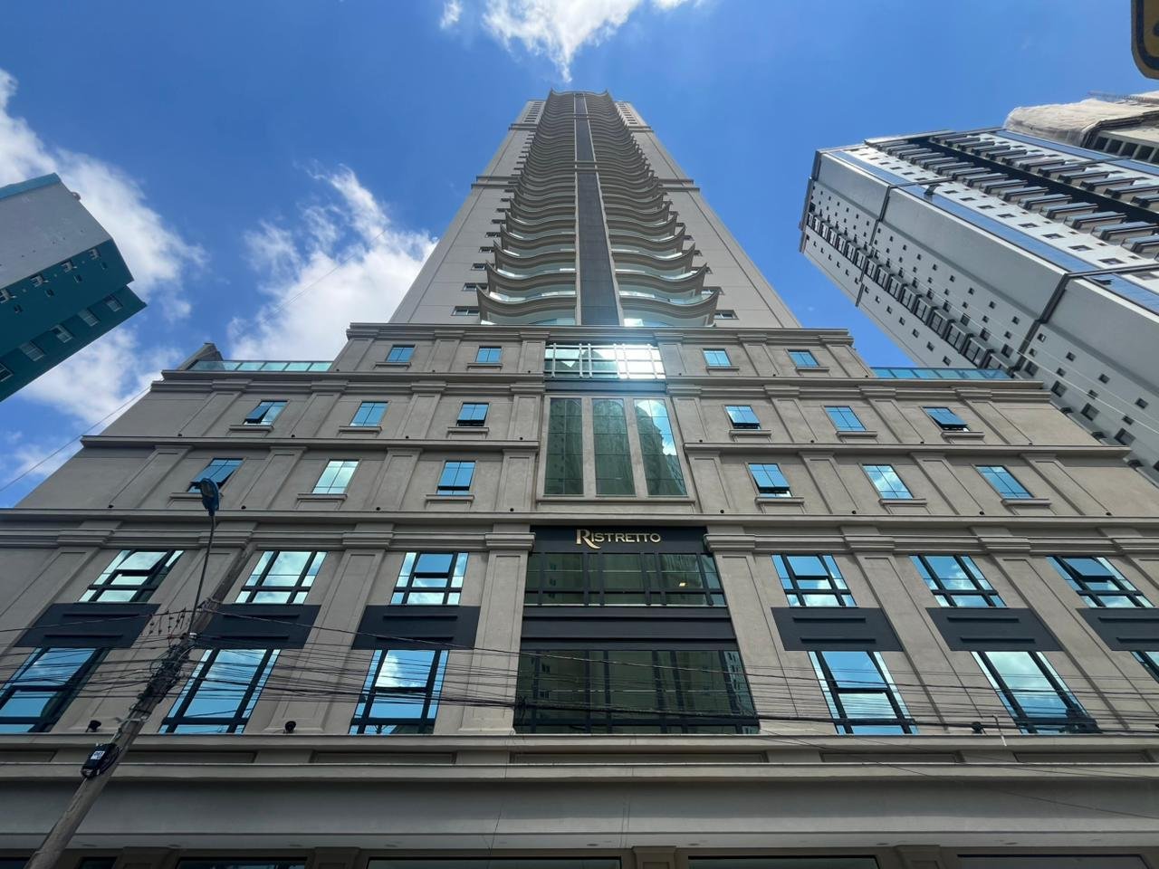Apartamento 4 suítes no Ristretto — Outros, Itapema SC