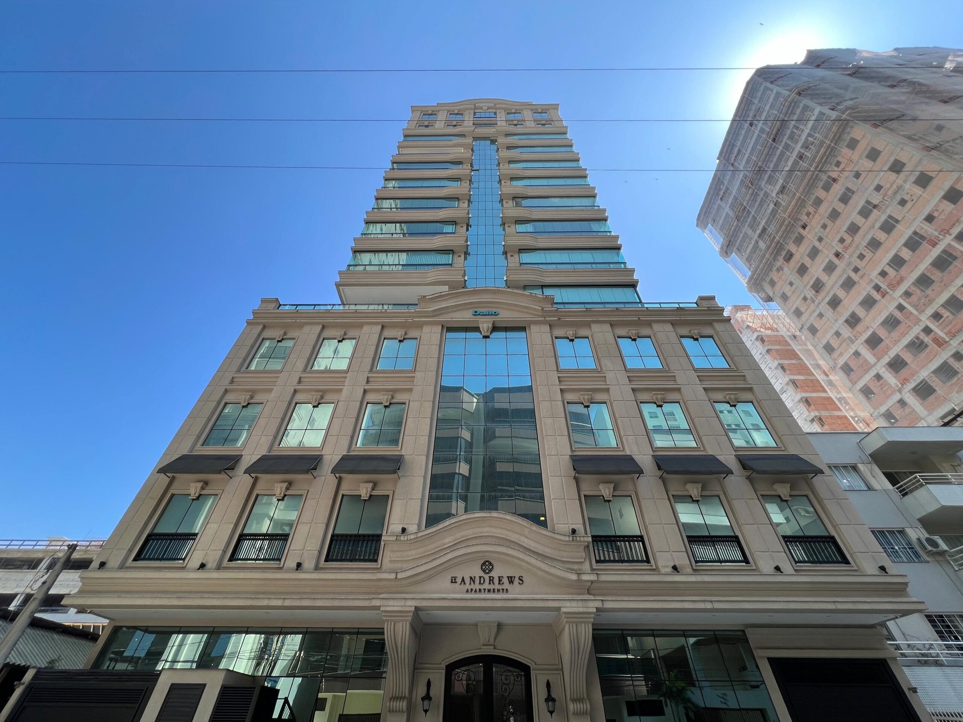 Apartamento 4 suítes no St. Andrews — Meia Praia, Itapema SC