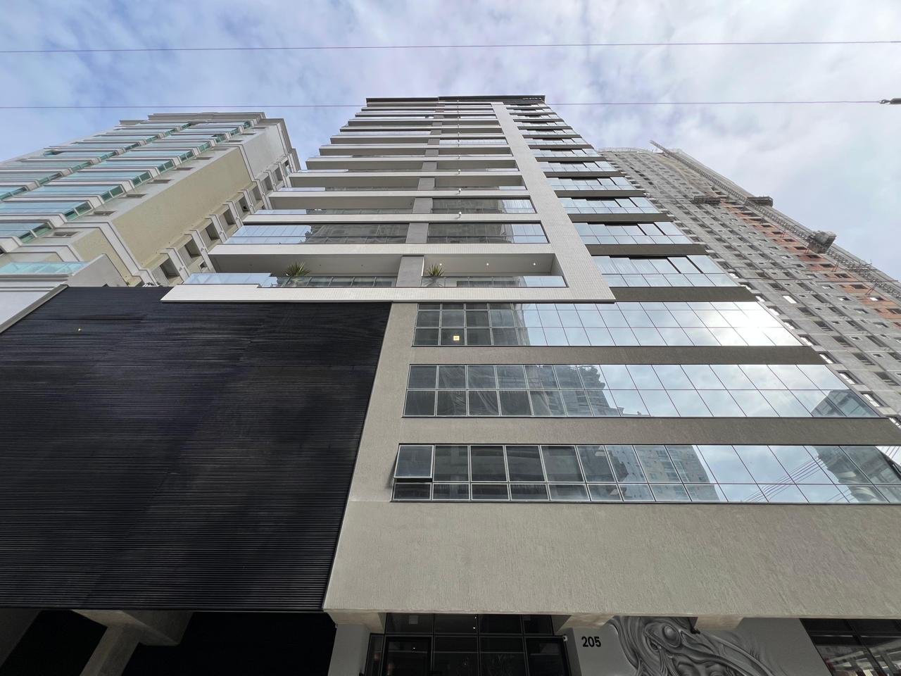 Apartamento 4 suítes no Canvas — foto 1