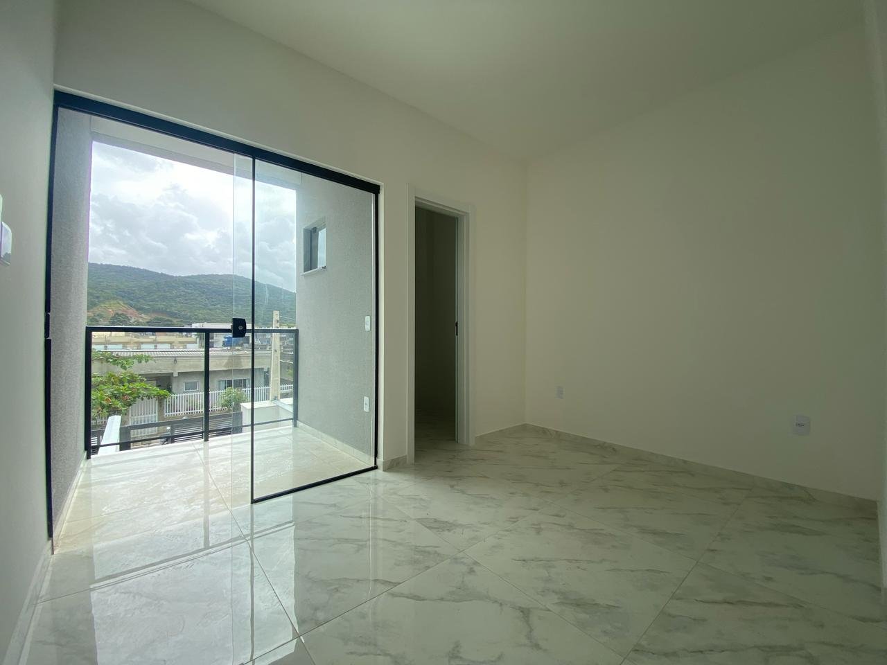 Casa 2 suítes — Rua — foto 4