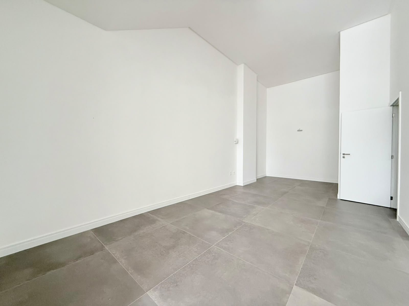 Sala Comercial — La Gioia — foto 2