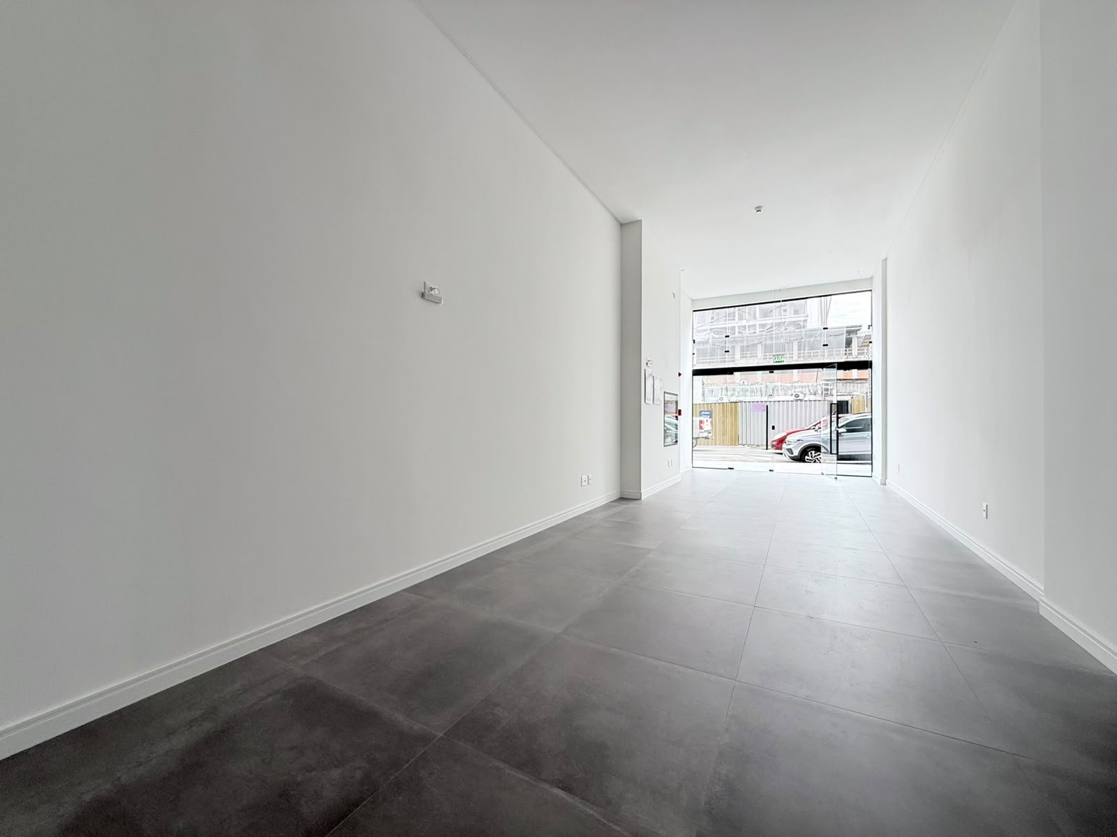 Sala Comercial — La Gioia — foto 5