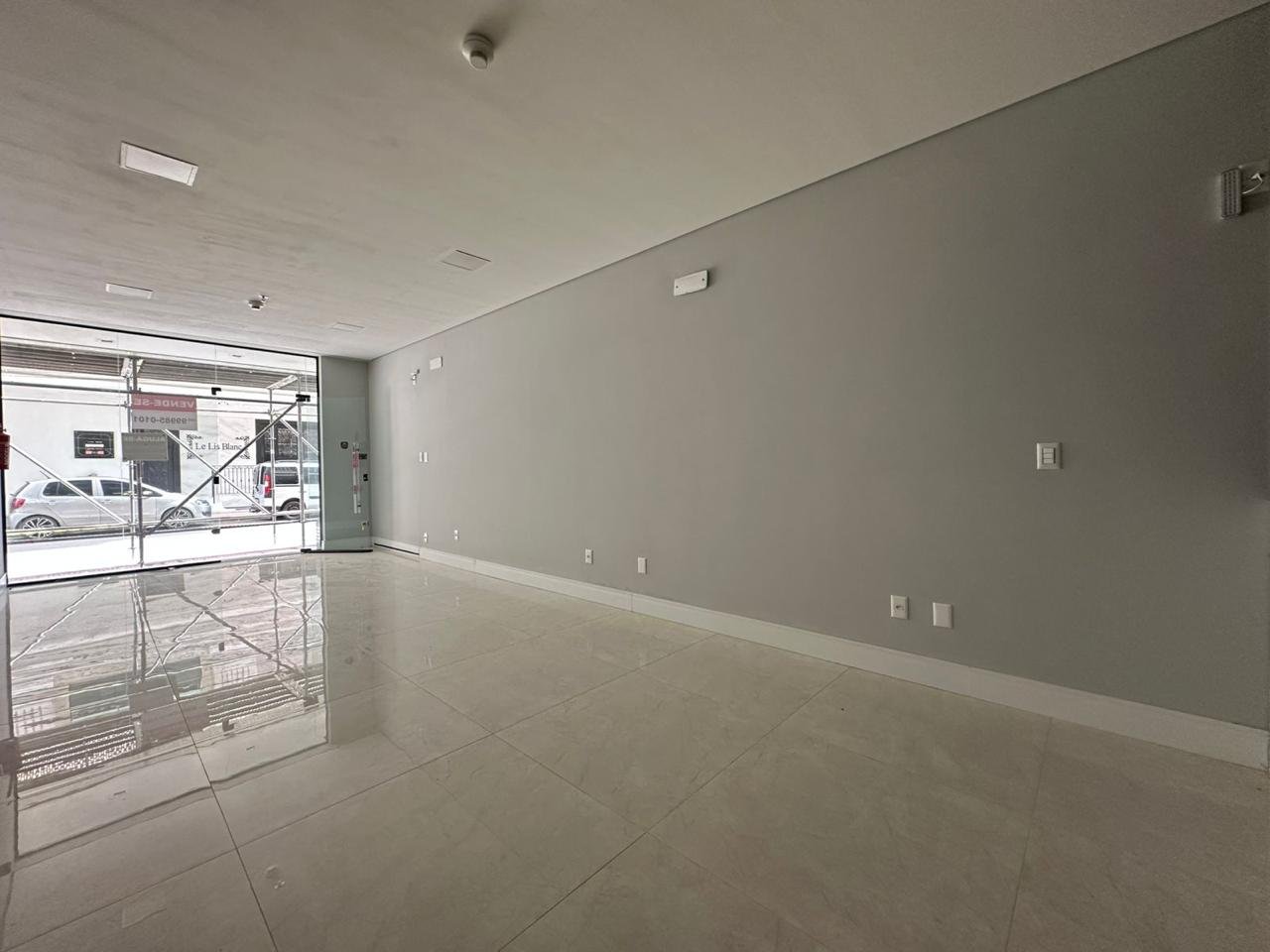 Sala Comercial — Palácio Triunfo — foto 3