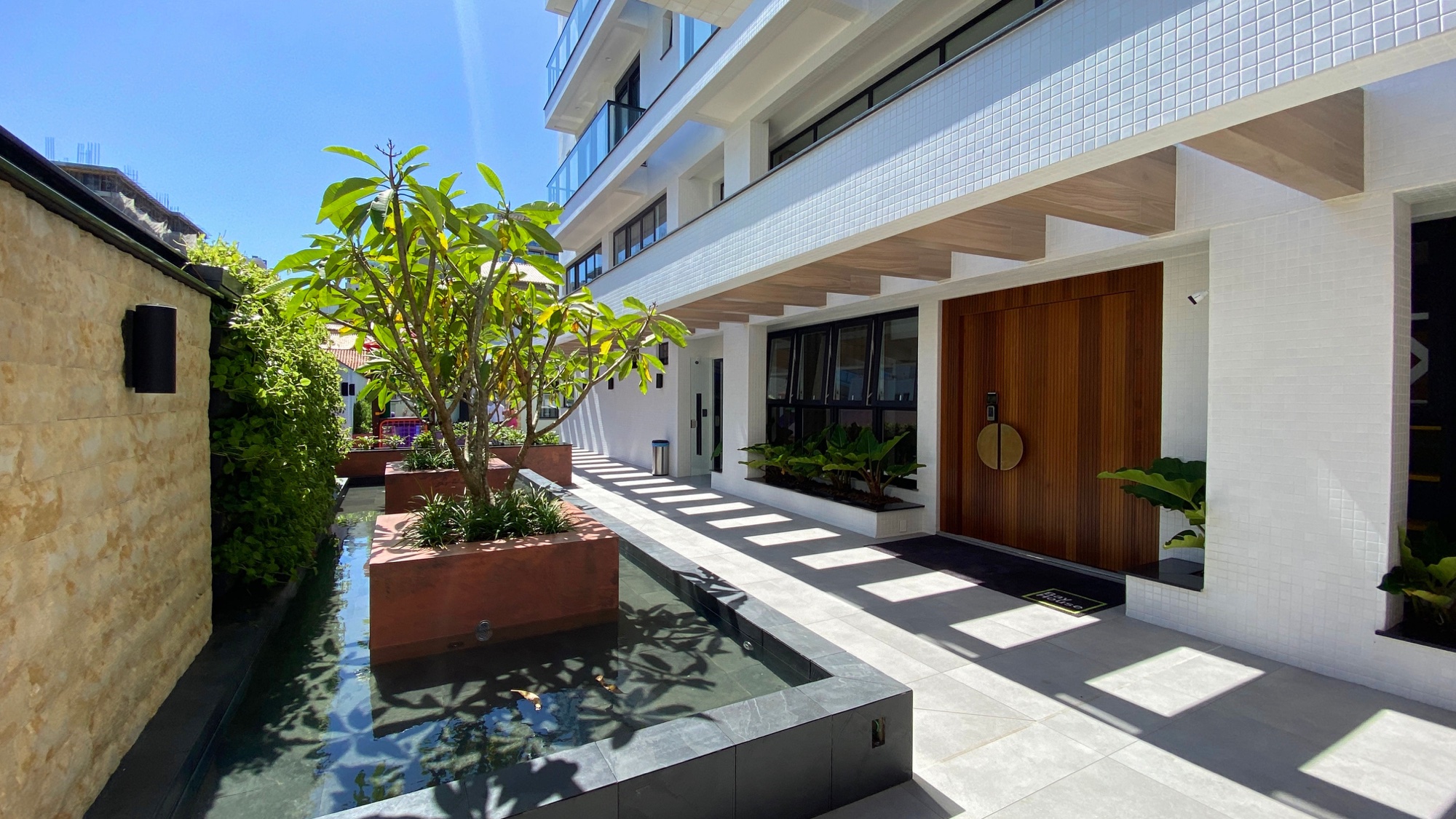 Bay House Praia Brava — foto 24