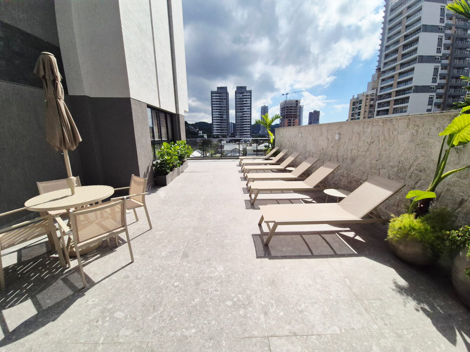 Manu Bay — Praia Brava, Itajaí — foto 10