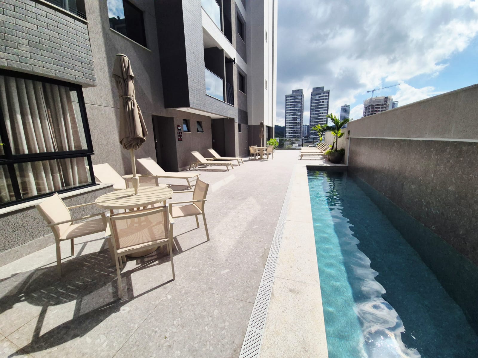 Manu Bay — Praia Brava, Itajaí — foto 11