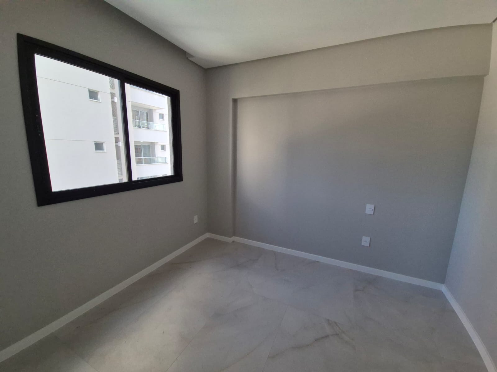 Manu Bay — Praia Brava, Itajaí — andamento da obra 11