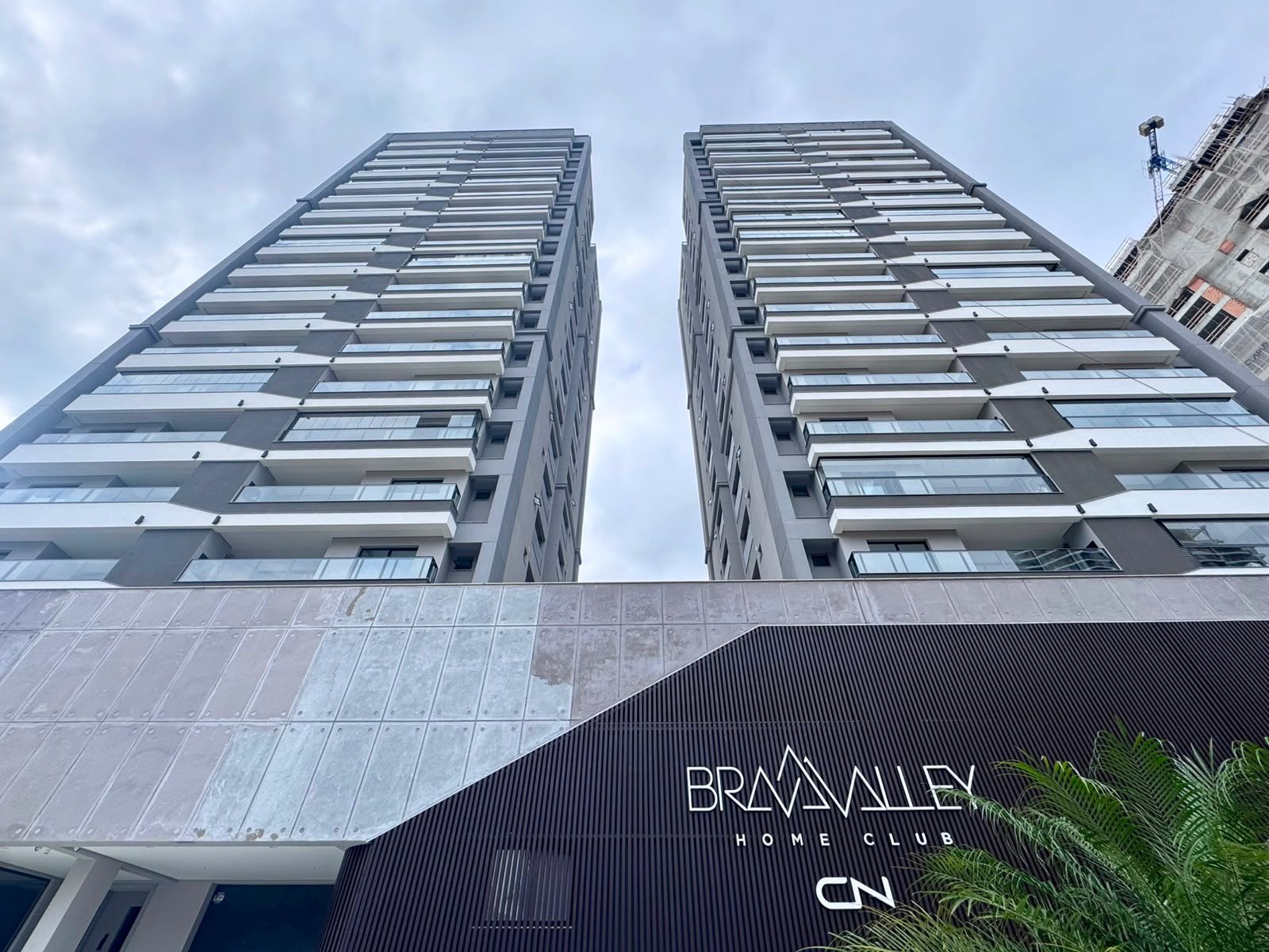 Apartamento 1 suíte no Brava Valley Home Club