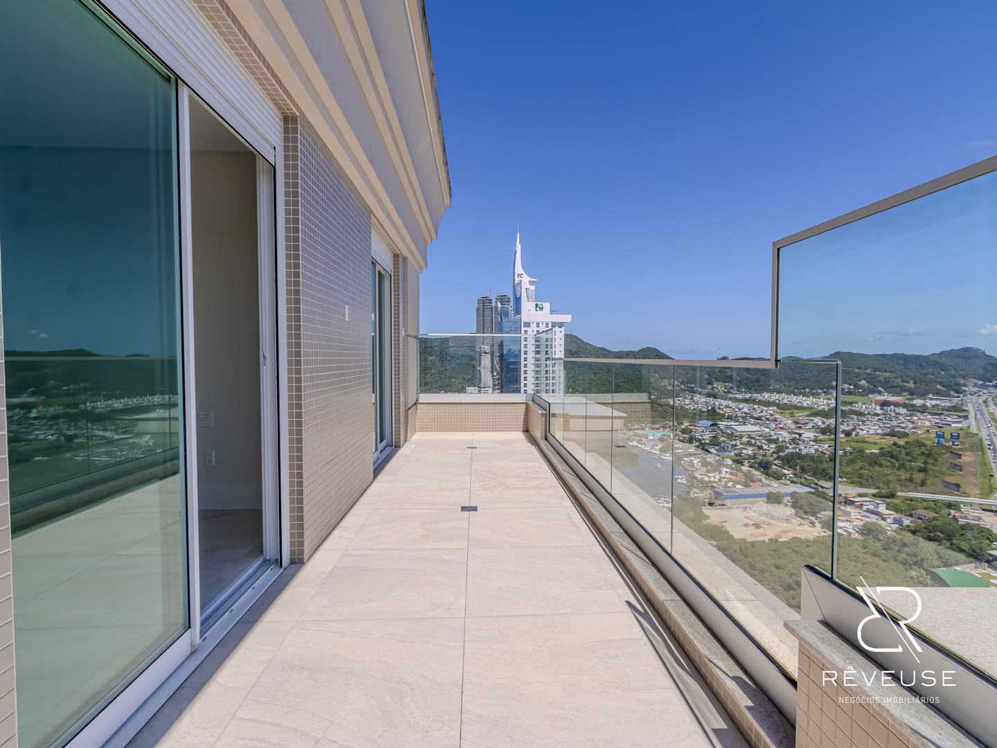 Cobertura no Edifício Aurora Exclusive Home em Balneário Camboriú — foto 15