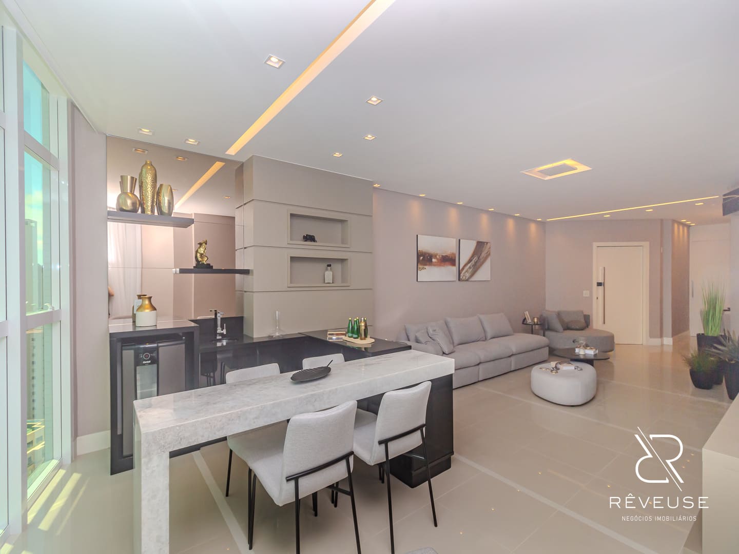 Apartamento no Edifício Cartagena Residence em Balneário Camboriú — foto 6