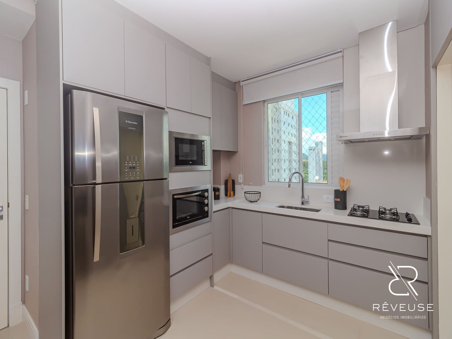 Apartamento no Edifício Cartagena Residence em Balneário Camboriú — foto 7