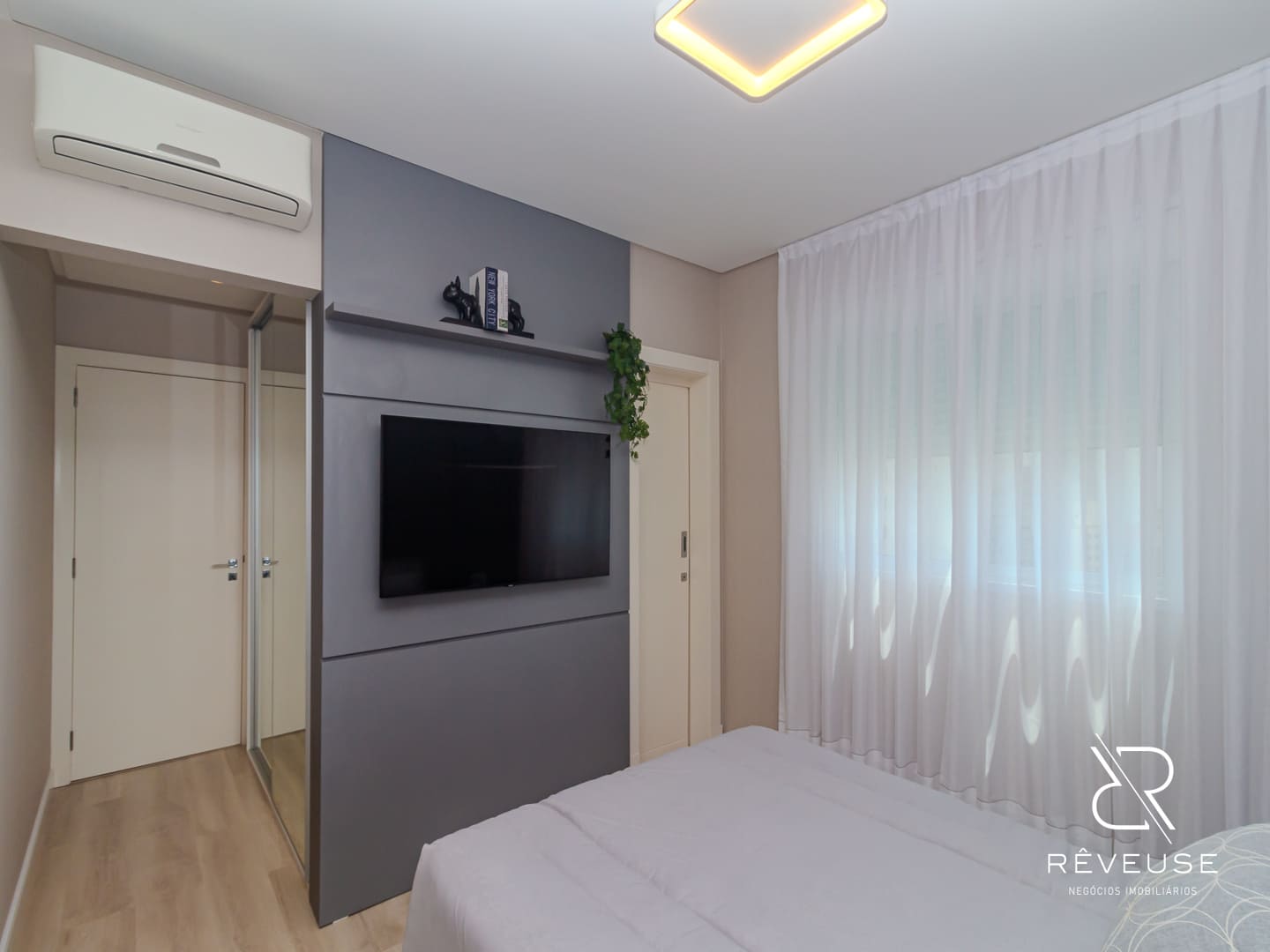 Apartamento no Edifício Cartagena Residence em Balneário Camboriú — foto 10