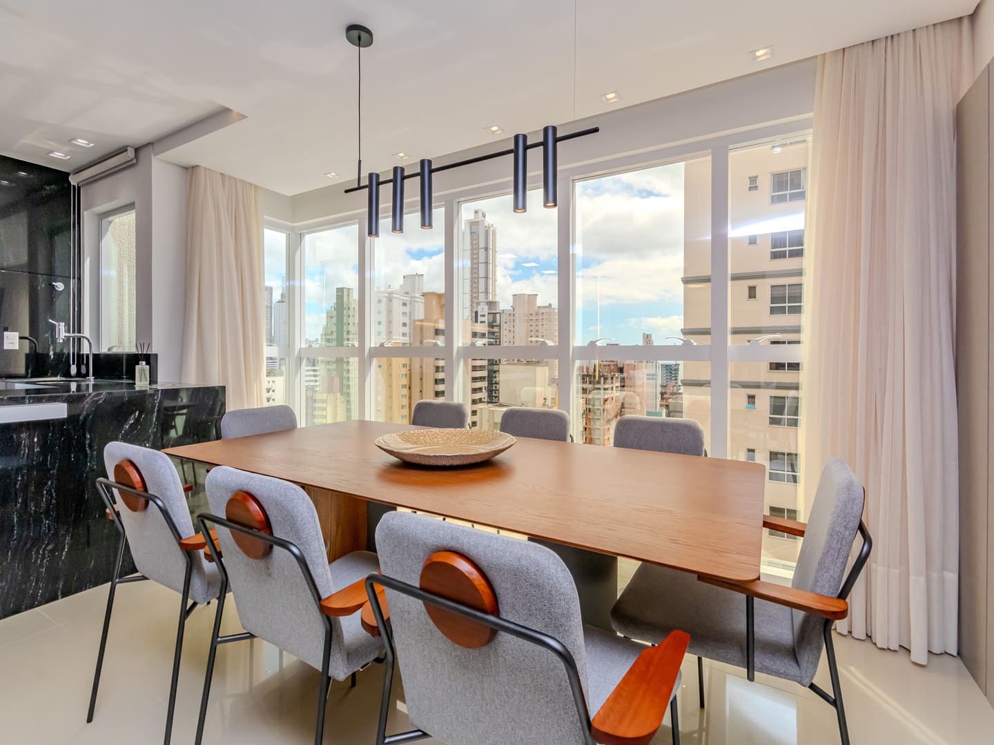 Apartamento no Edifício Edgar Wegner em Balneário Camboriú — foto 2
