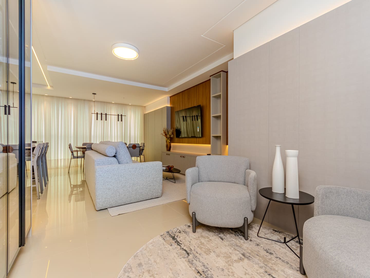 Apartamento no Edifício Edgar Wegner em Balneário Camboriú — foto 1