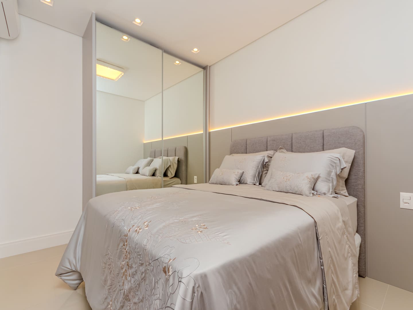 Apartamento no Edifício Edgar Wegner em Balneário Camboriú — foto 8