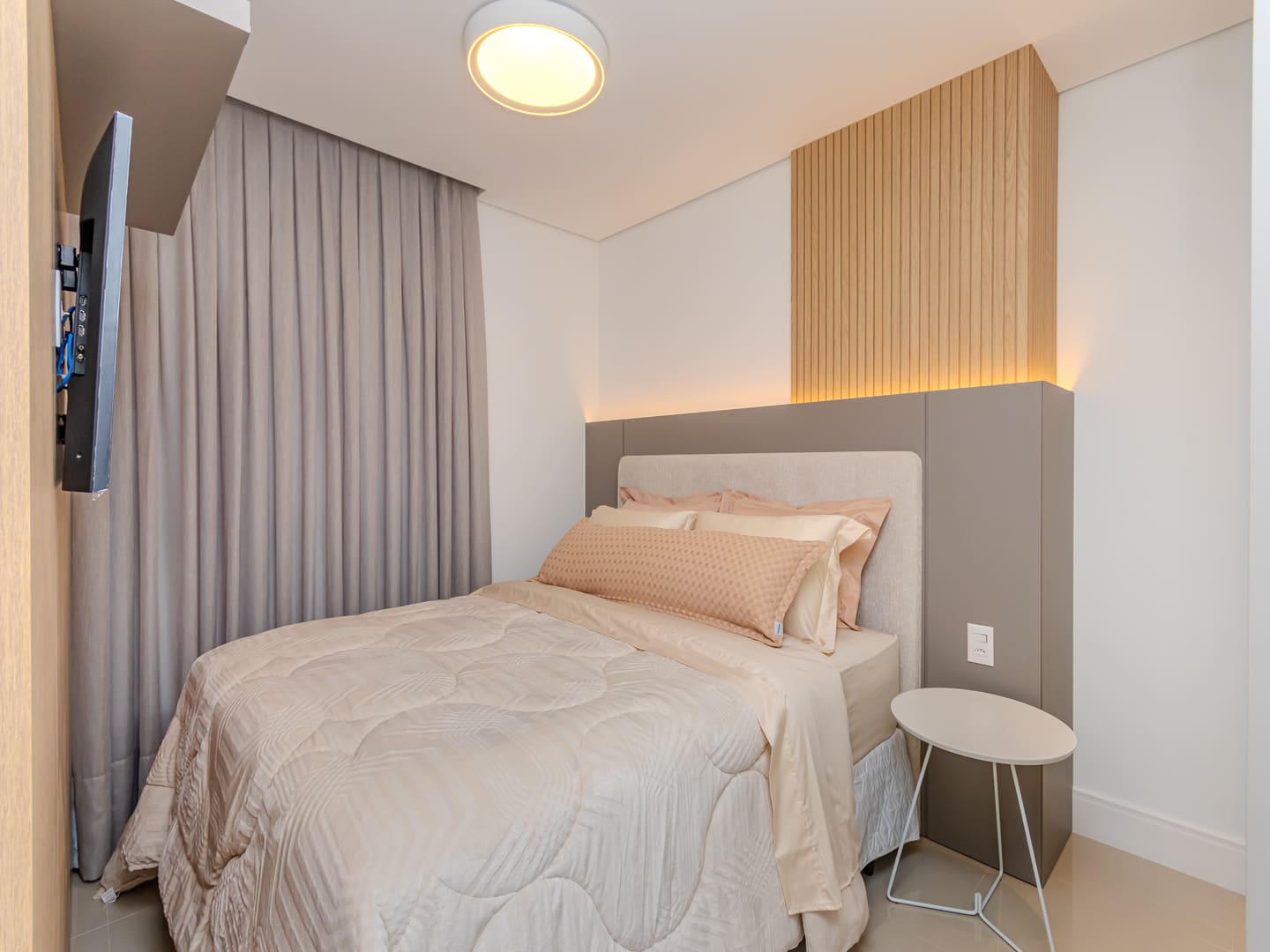 Apartamento no Edifício Edgar Wegner em Balneário Camboriú — foto 9