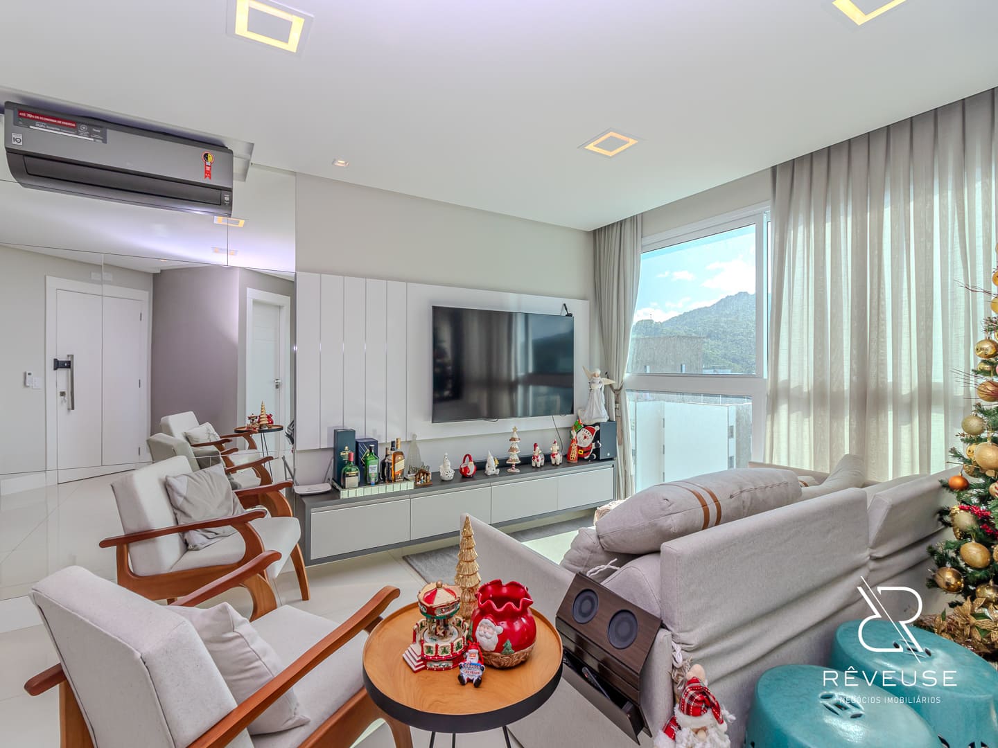 Apartamento no Falcon Tower em Balneário Camboriú