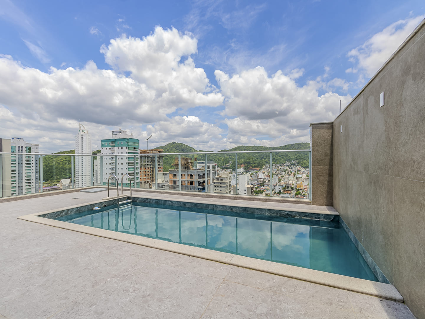 Cobertura Duplex no Olimpia Residence em Balneário Camboriú