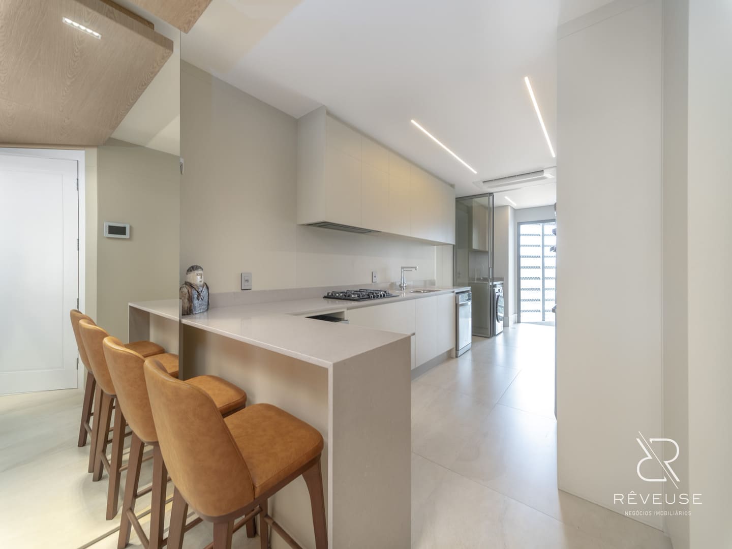 Apartamento no Edifício Pharos em Balneário Camboriú — foto 3