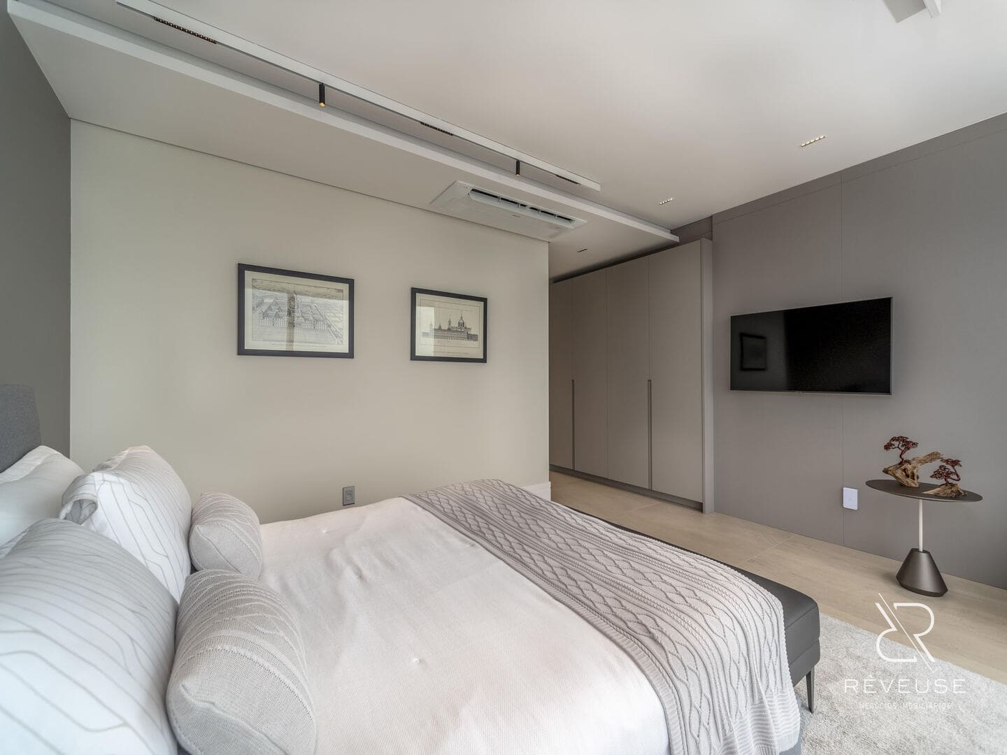 Apartamento no Edifício Pharos em Balneário Camboriú — foto 10