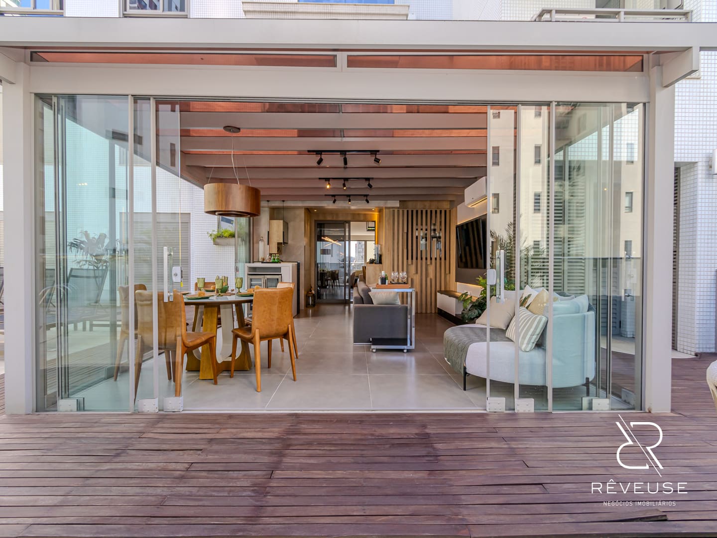 Apartamento no Edifício Privilége Residence em Balneário Camboriú — foto 2