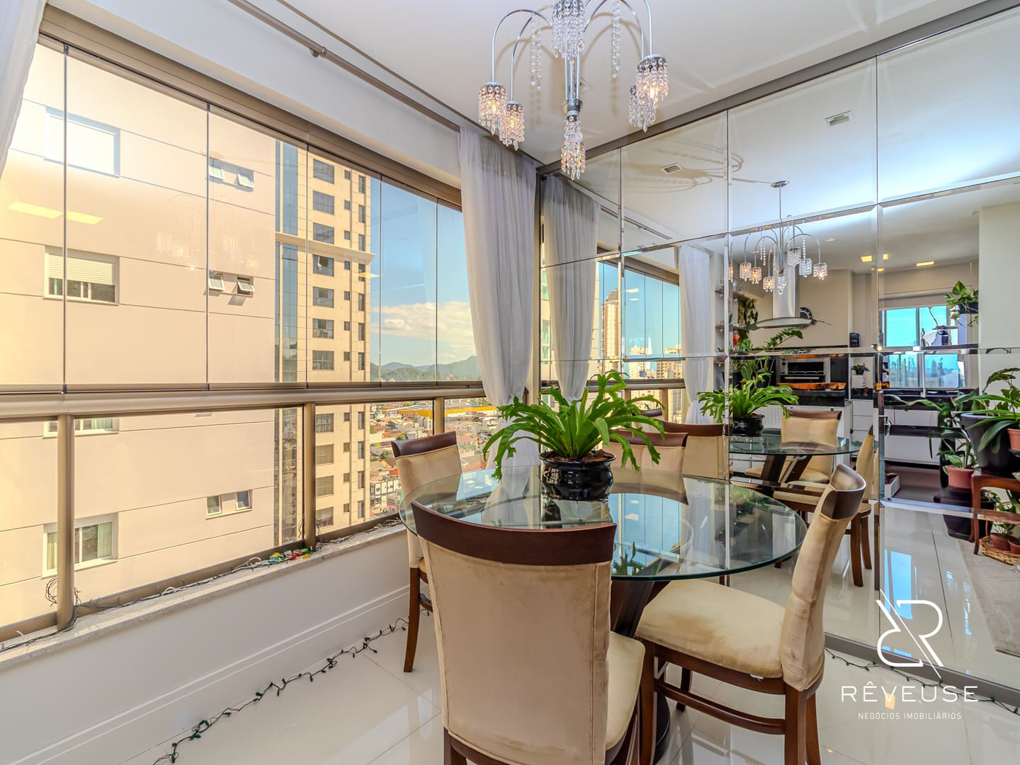Apartamento no Edifício Quéfren em Balneário Camboriú — foto 8