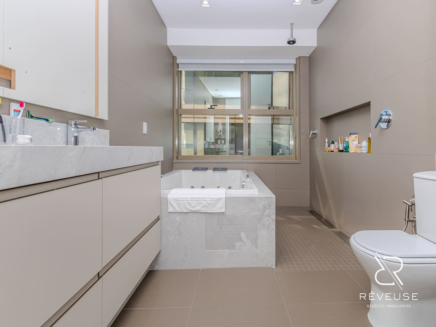 Apartamento no Yachthouse em Balneário Camboriú — foto 17