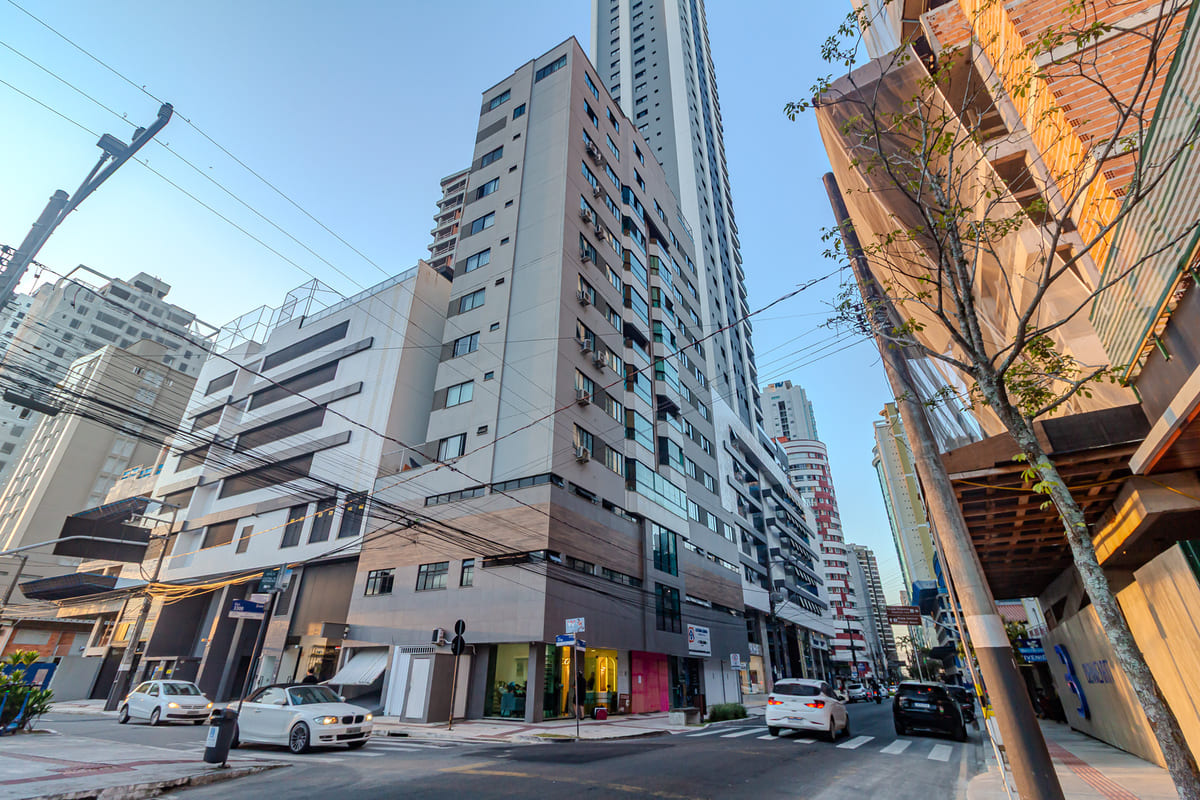 Apartamento no Ed Maison D Arca em Balneário Camboriú — foto 1