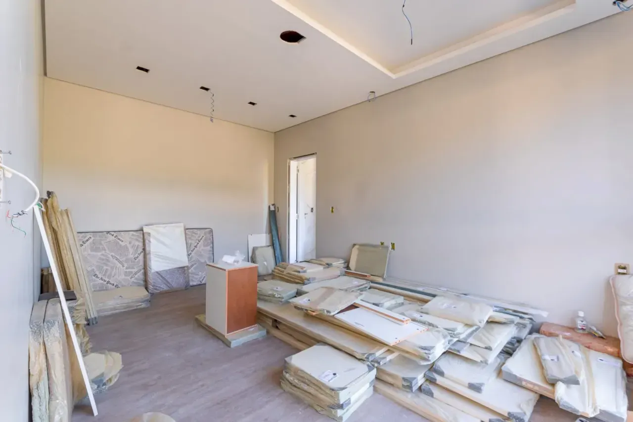 Casa de Alto Padrão em Condomínio com 3 suítes, 3 vagas de garagem na Praia do Estaleiro em Balneário Camboriú — foto 15